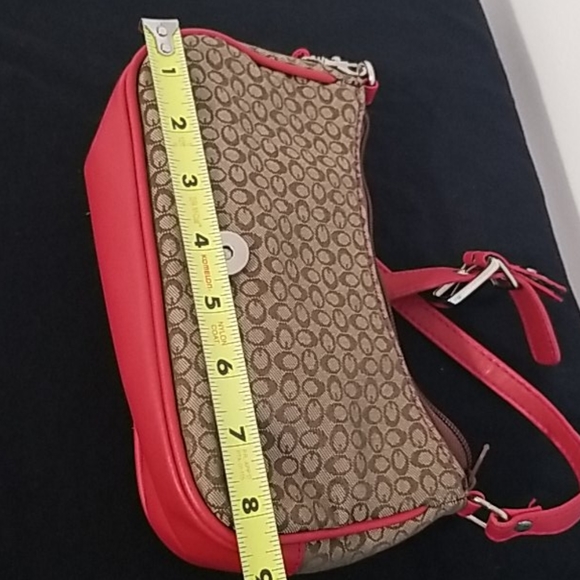 GUESS SHOULDER BAG - Picture 7 of 8